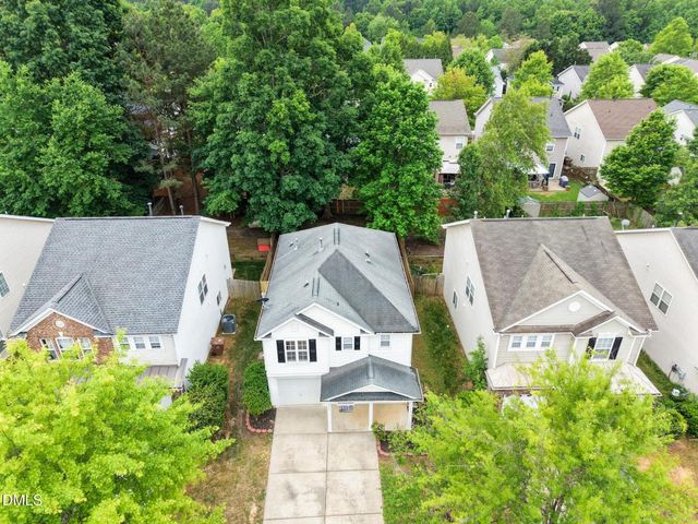 152 Trayesan Drive, Holly Springs, NC 27540