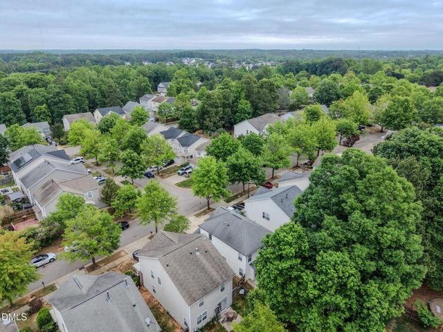 152 Trayesan Drive, Holly Springs, NC 27540