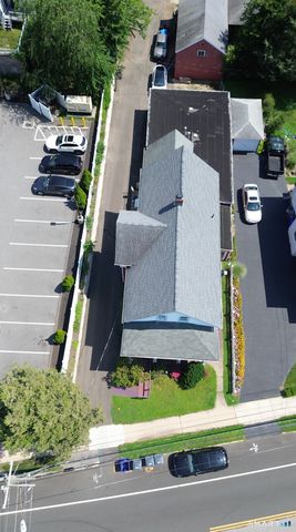 651 main st Street, Branford, CT 06405