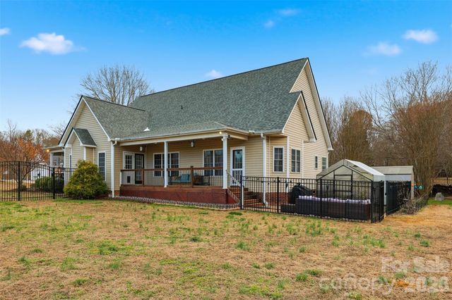 310 Little Daisy Lane, York, SC 29745