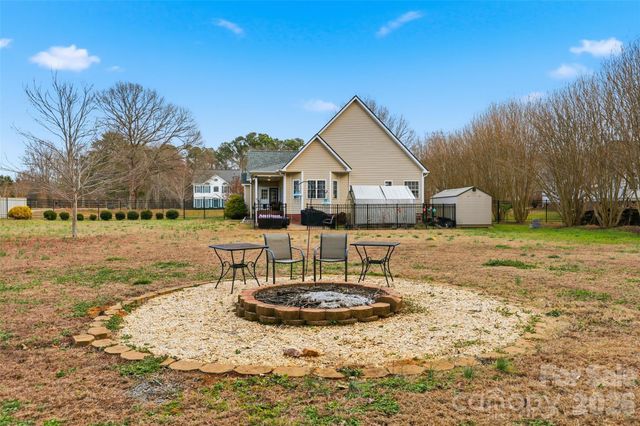 310 Little Daisy Lane, York, SC 29745