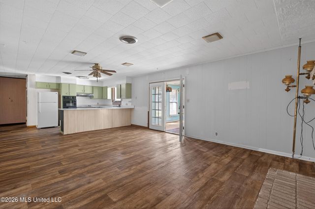 55 Koch Road, Picayune, MS 39466