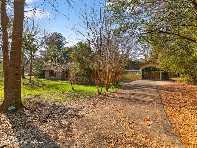 55 Koch Road, Picayune, MS 39466