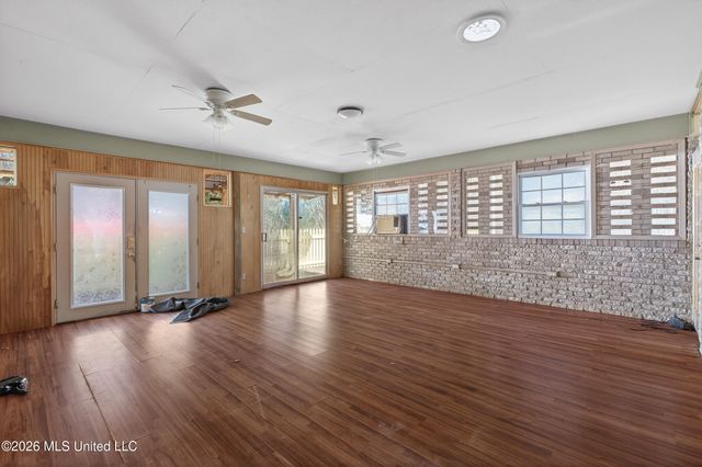 55 Koch Road, Picayune, MS 39466