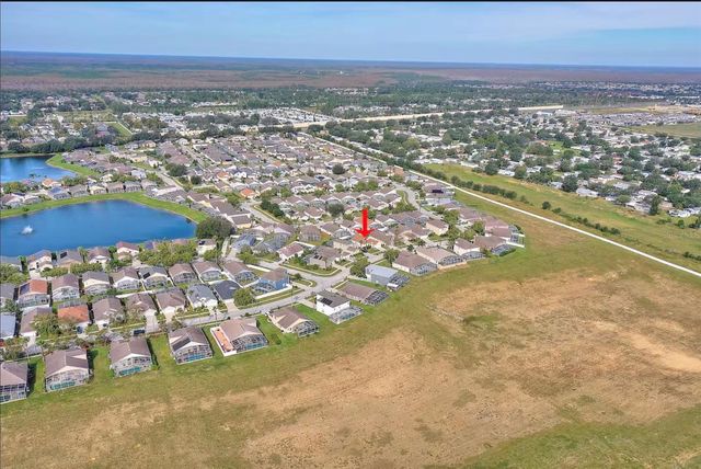 431 LOCKBREEZE DRIVE, Davenport, FL 33897