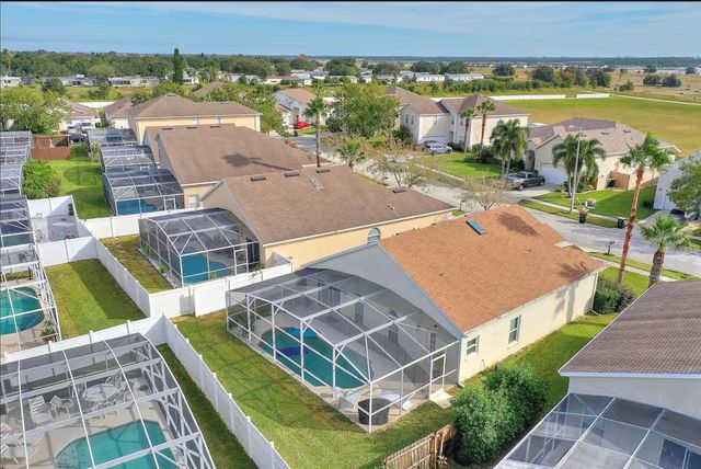 431 LOCKBREEZE DRIVE, Davenport, FL 33897