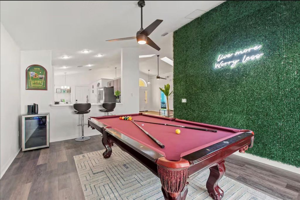 Image 8 of property listing at 431 LOCKBREEZE DRIVE, Davenport, FL 33897