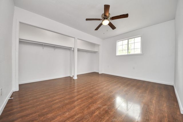 5521 Southlea Street, Houston, TX 77033