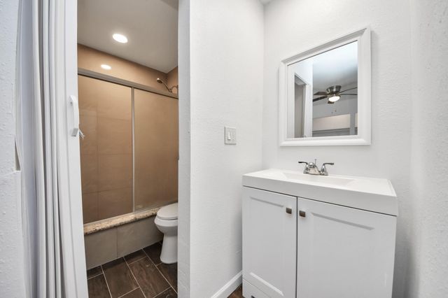 5521 Southlea Street, Houston, TX 77033