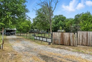 726 Highland Circle, Springtown, TX 76082