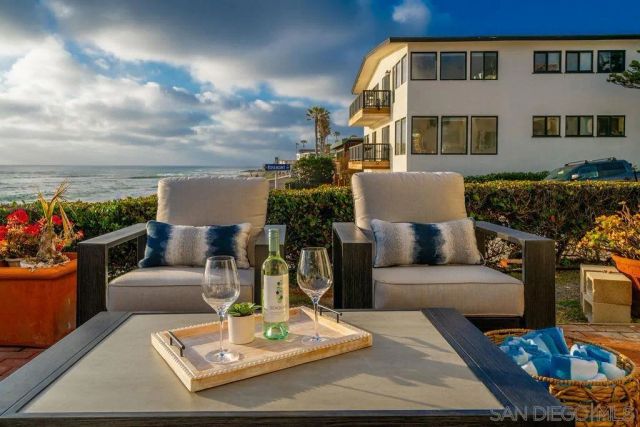 6529 Neptune Pl, La Jolla, CA 92037