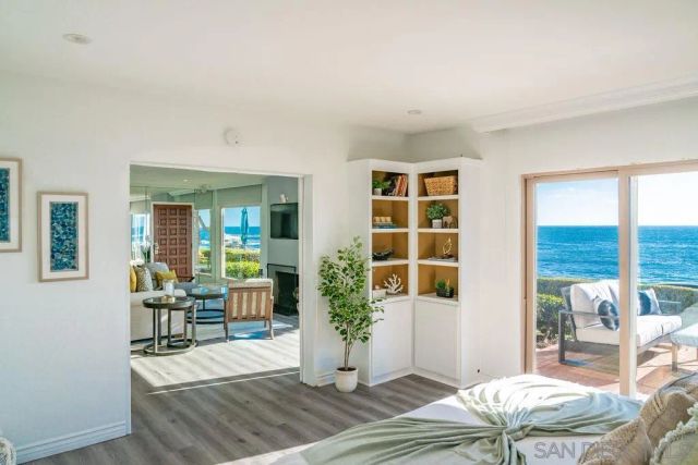 6529 Neptune Pl, La Jolla, CA 92037