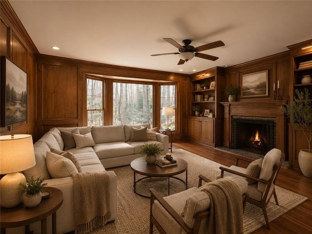 890 Ferncroft Court, Roswell, GA 30075