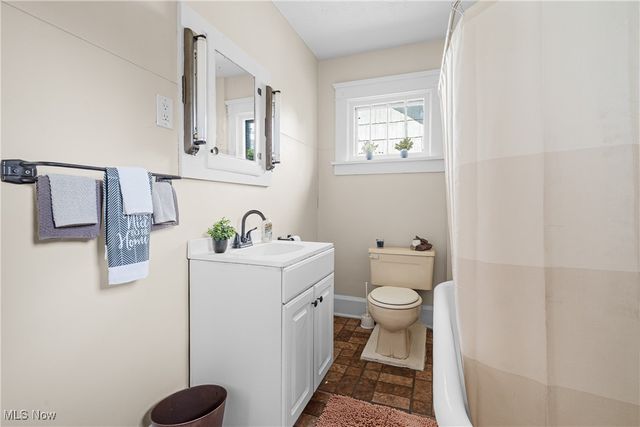 1422 Plain Avenue NE, Canton, OH 44714