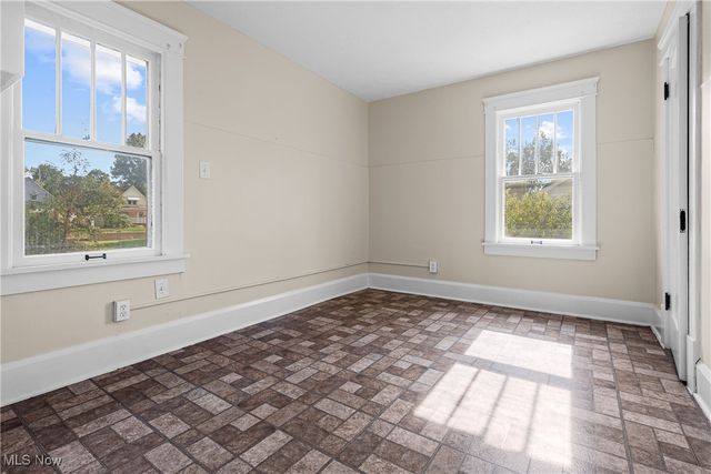 1422 Plain Avenue NE, Canton, OH 44714