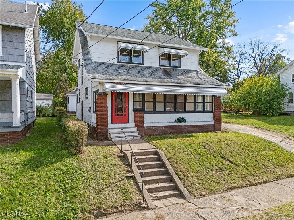 1422 Plain Avenue NE, Canton, OH 44714