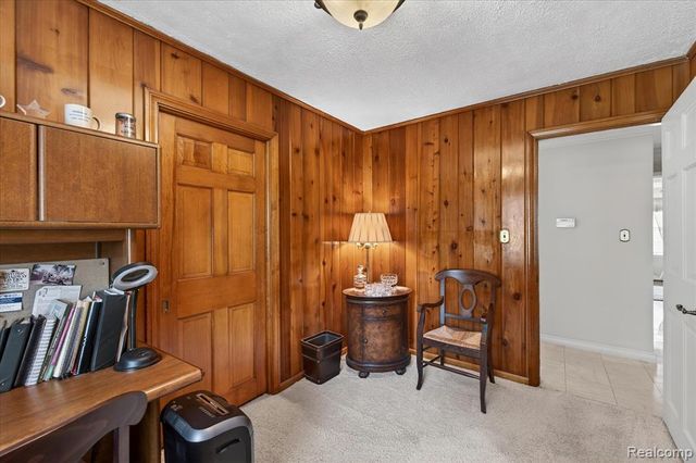 13960 Ridgewood Drive, Plymouth, MI 48170