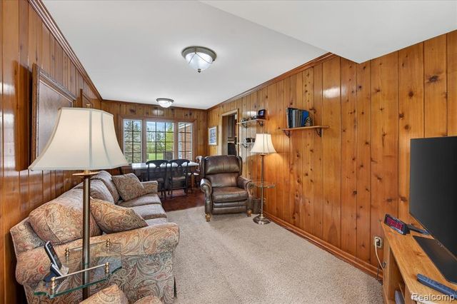 13960 Ridgewood Drive, Plymouth, MI 48170