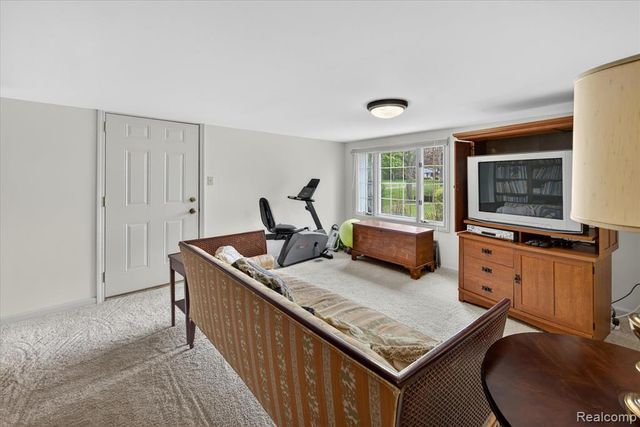 13960 Ridgewood Drive, Plymouth, MI 48170