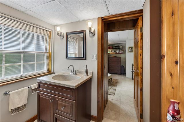 13960 Ridgewood Drive, Plymouth, MI 48170