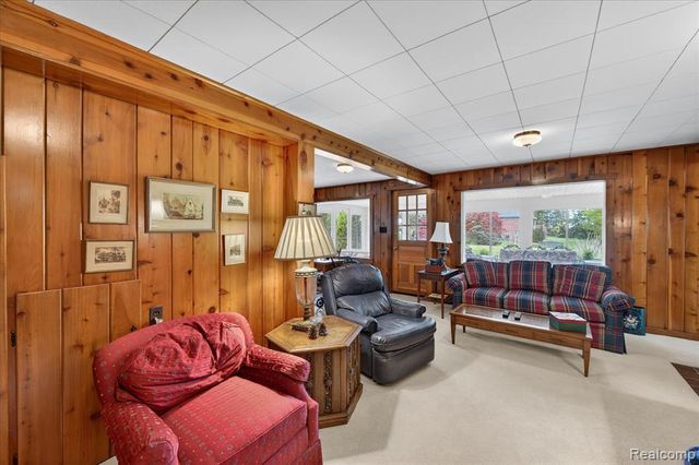 13960 Ridgewood Drive, Plymouth, MI 48170