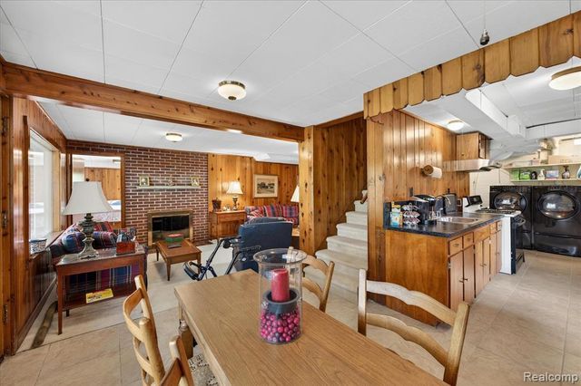 13960 Ridgewood Drive, Plymouth, MI 48170