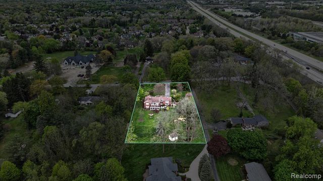 13960 Ridgewood Drive, Plymouth, MI 48170