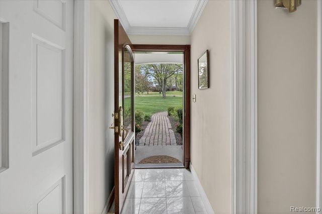 13960 Ridgewood Drive, Plymouth, MI 48170