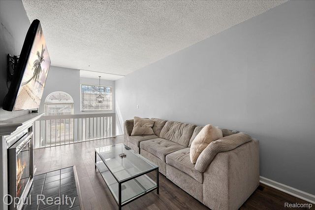 49714 Draper Circle 87, Plymouth Charter Township, MI 48170