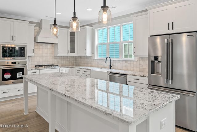 522 White Picket Way, Holly Ridge, NC 28445