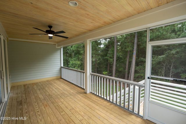 522 White Picket Way, Holly Ridge, NC 28445