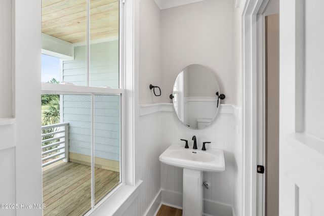 522 White Picket Way, Holly Ridge, NC 28445