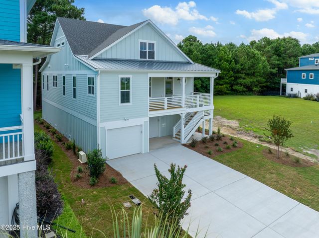522 White Picket Way, Holly Ridge, NC 28445