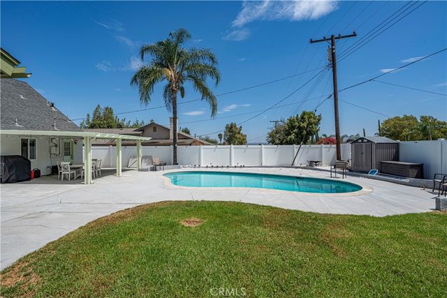 5444 Peacock Lane, Riverside, CA 92505