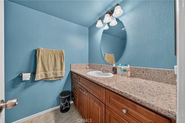 5444 Peacock Lane, Riverside, CA 92505