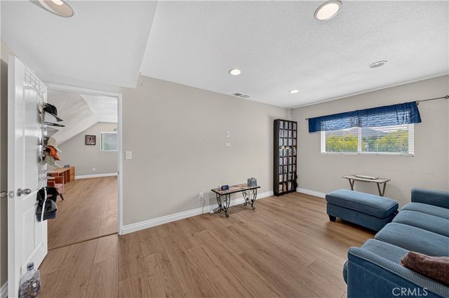 5444 Peacock Lane, Riverside, CA 92505