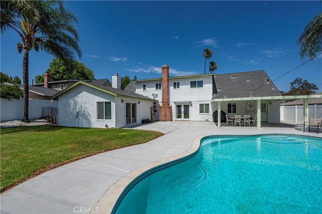 5444 Peacock Lane, Riverside, CA 92505