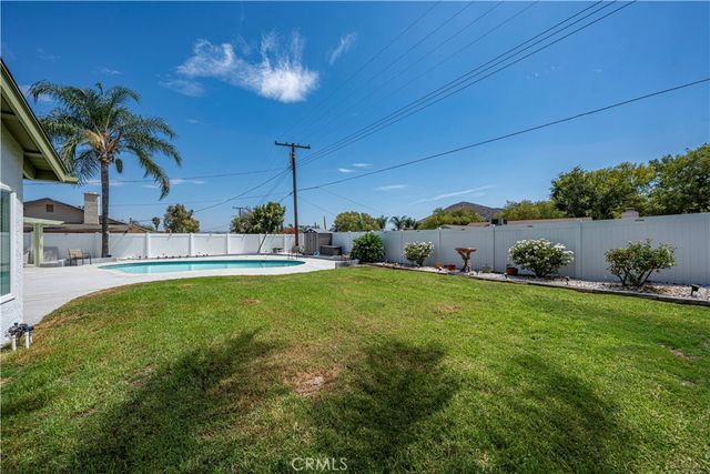 5444 Peacock Lane, Riverside, CA 92505