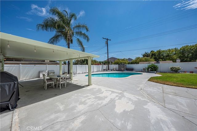 5444 Peacock Lane, Riverside, CA 92505