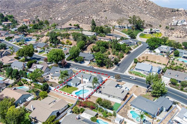 5444 Peacock Lane, Riverside, CA 92505