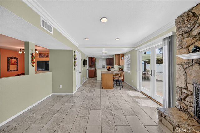 5444 Peacock Lane, Riverside, CA 92505