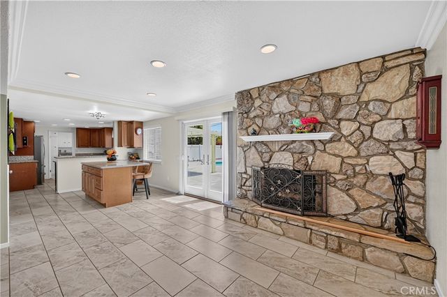 5444 Peacock Lane, Riverside, CA 92505
