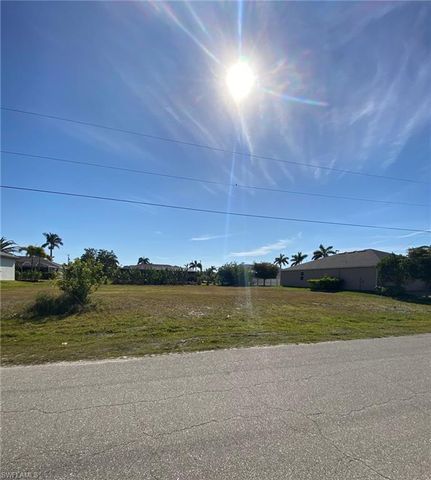 2907 SW 25th PL, Cape Coral, FL 33914