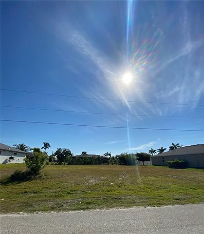2907 SW 25th PL, Cape Coral, FL 33914