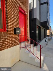 1558 N RANDOLPH ST #1ST FLOOR, Philadelphia, PA 19122
