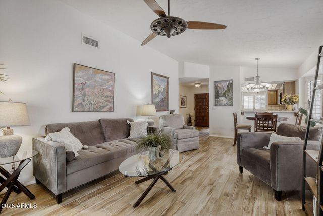 506 W BEVERLY Lane, Phoenix, AZ 85023