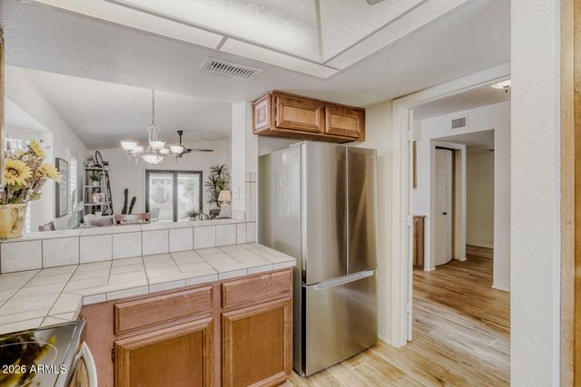 506 W BEVERLY Lane, Phoenix, AZ 85023