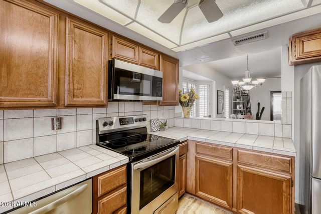 506 W BEVERLY Lane, Phoenix, AZ 85023