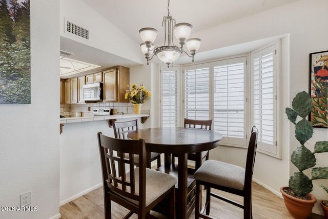 506 W BEVERLY Lane, Phoenix, AZ 85023