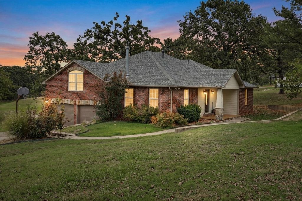 2105 S 280th East Avenue, Catoosa, OK 74015